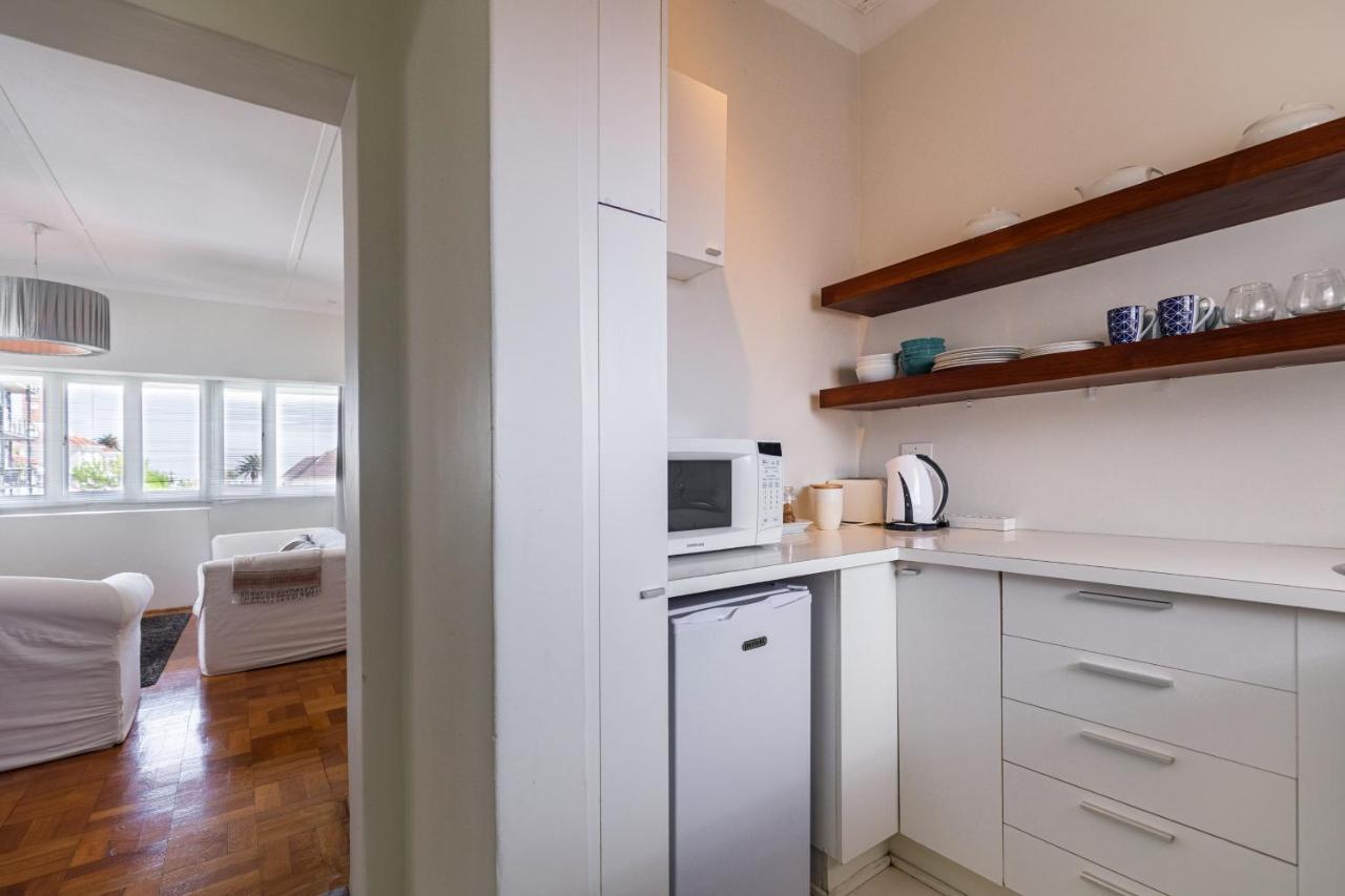 קייפטאון Portswood Mews - Chic White Studio Apartment Green Point מראה חיצוני תמונה